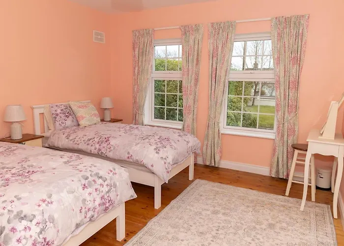 Glebeh Self Catering * Banagher